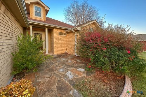 1814 Indian Camp Trl, Copperas Cove, TX, 76522-3997 | Card Image