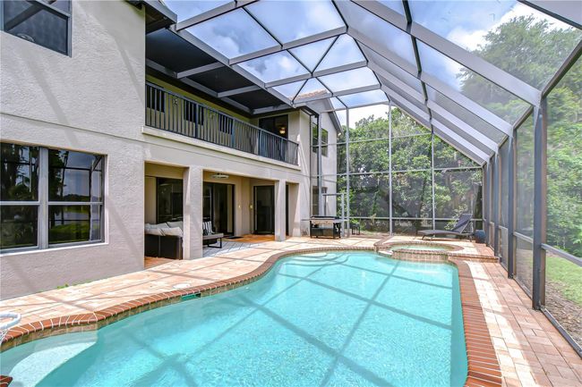 This salt-water heated pool is waiting for you! | Image 36