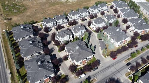 {{alt}} | Card Image