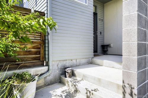 9719 Taylor River Circle, Littleton, CO, 80125 | Card Image