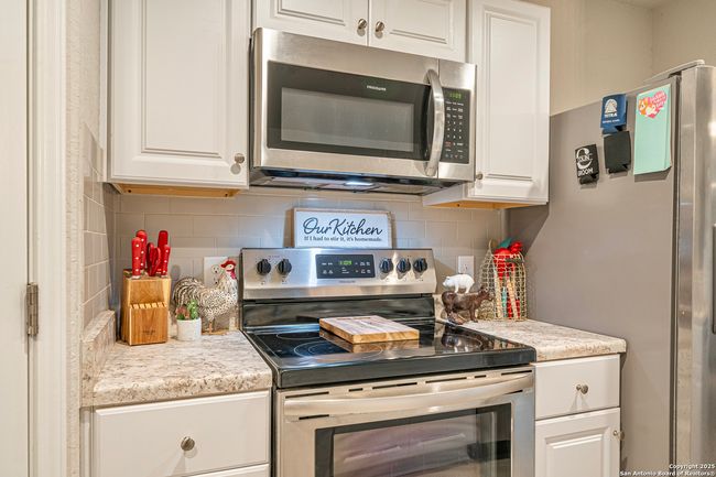 14616 Stable Spgs, House other with 4 bedrooms, 2 bathrooms and null parking in Elmendorf TX | Image 5