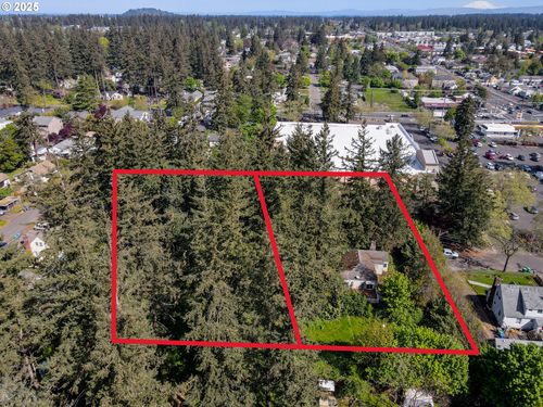 12030 Se Rhone St, Portland, OR, 97266-1647 | Card Image