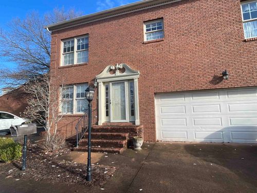 4945 Robin Hood Dr., Ashland, KY, 41101-6835 | Card Image