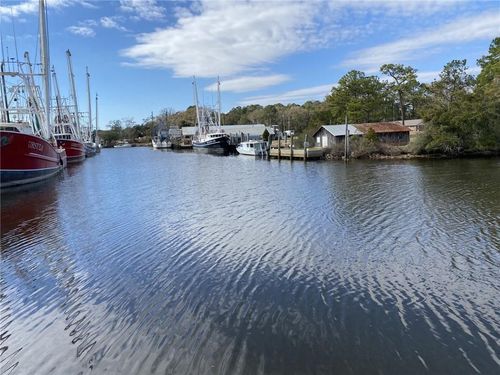 8840 Shell Belt Rd, Bayou La Batre, AL, 36509 | Card Image