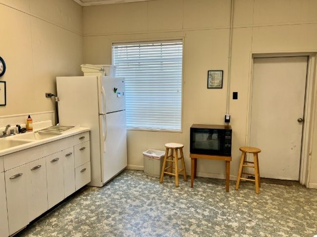 501 W Broad St, House other with 0 bedrooms, 2 bathrooms and null parking in Decherd TN | Image 7