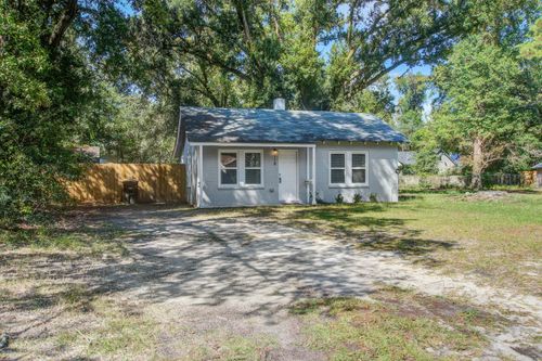 118 Klein St, Walterboro, SC, 29488-3815 | Card Image