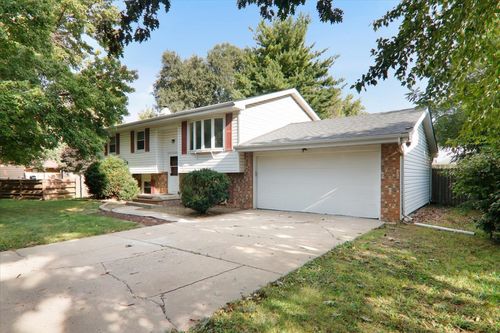 1706 Erin Dr, Normal, IL, 61761-4325 | Card Image