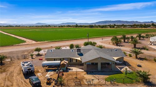 2143 E Willow Dr, Mohave Valley, AZ, 86440-9343 | Card Image