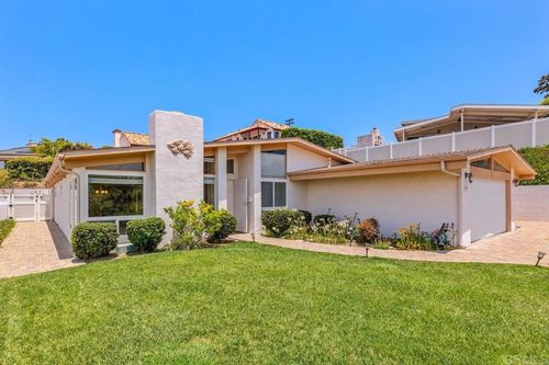 2448 Amity St, San Diego, CA, 92109-1517 | Card Image