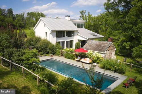 529 Kintner Rd, Kintnersville, PA, 18930-9737 | Card Image