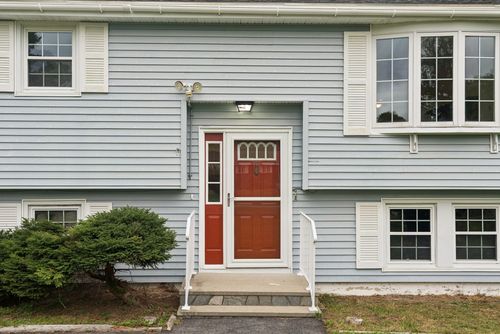10 Newton Dr, Gorham, ME, 04038-1826 | Card Image