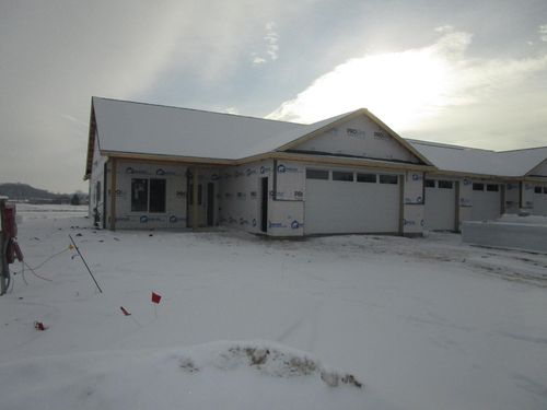 803 3rd Ave Nw, Pine Island, MN, 55963 | Card Image