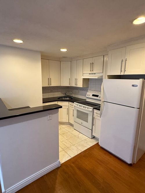 27-70 Lafayette Avenue, Chelsea, MA, 02150 | Card Image