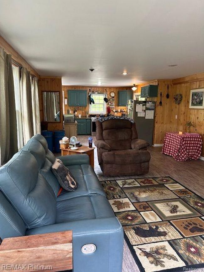 3624 Windy Hollow Rd Nw, House other with 4 bedrooms, 2 bathrooms and null parking in Rapid City MI | Image 19