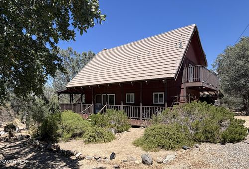 3512 Oakwood Road, Lake Isabella, CA, 93240 | Card Image