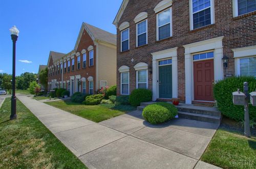 1443 Laurel Park Dr, Cincinnati, OH, 45214 | Card Image