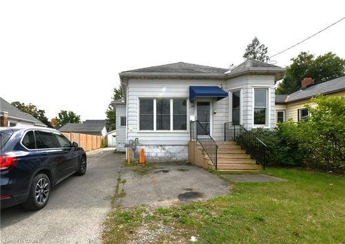 274 Wellington St, Saint Thomas, ON, N5R2S8 | Card Image