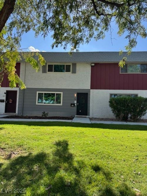 639 Pecos Way, Las Vegas, NV, 89121-2478 | Card Image