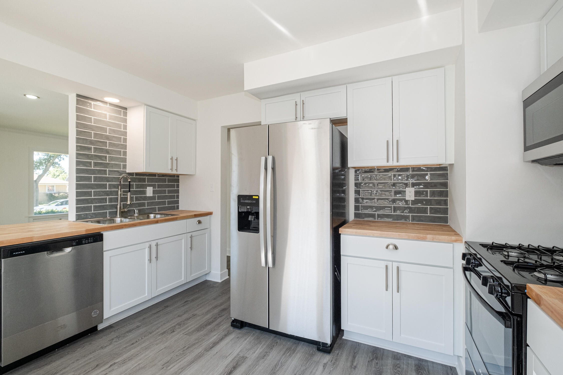 90th St, Milwaukee, WI 53222