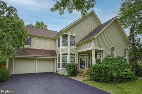 15469 Cagney Ct, Woodbridge, VA, 22193-1061 | Card Image