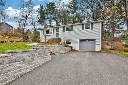 15 Westray Dr, Nashua, NH, 03062-3019 | Card Image