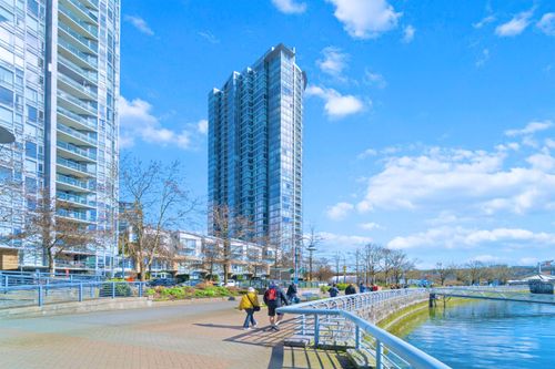 3608-1033 Marinaside Cres, Vancouver, BC, V6Z3A3 | Card Image