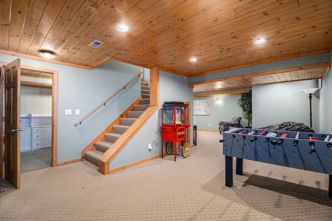 7926 Forest Creek Ct, House other with 3 bedrooms, 3 bathrooms and null parking in Whitmore Lake MI | Image 13