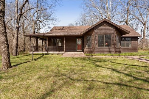 153 E 1250th Rd, Baldwin City, KS, 66006-7162 | Card Image