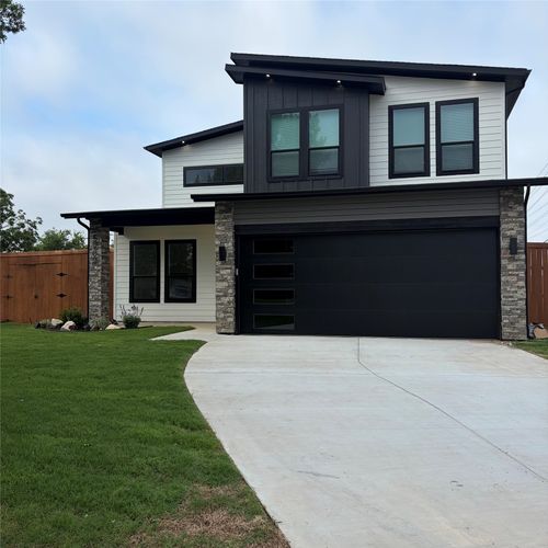 5200 Gibson Dr, The Colony, TX, 75056-1839 | Card Image