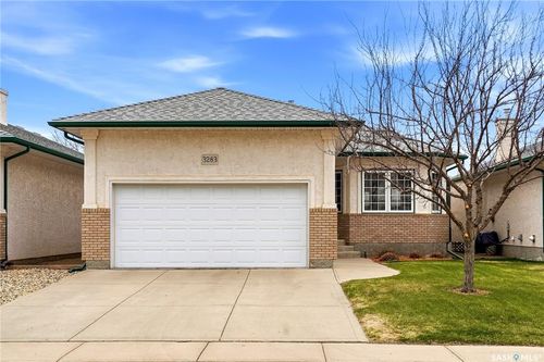 3283 Thames Cres E, Regina, SK, S4V2Y9 | Card Image