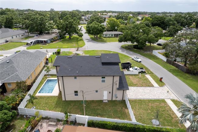 1808 W Erna Dr, House other with 4 bedrooms, 3 bathrooms and null parking in TAMPA FL | Image 82