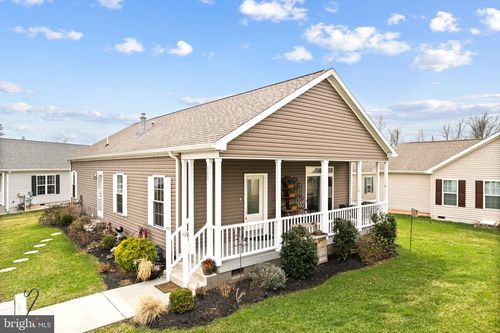 420 Dandelion Dr, BLUE BELL, PA, 19422-4280 | Card Image