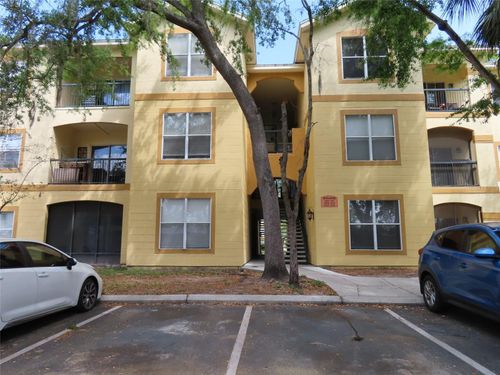 apt-109-5608 Pinnacle Heights Cir, TAMPA, FL, 33624-4021 | Card Image