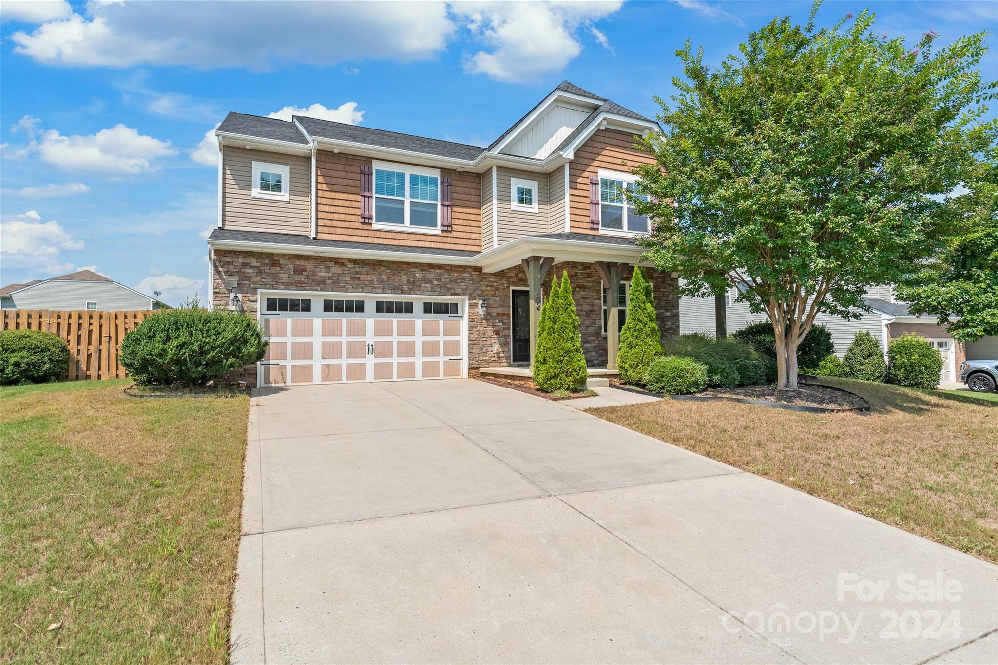 Chertsey Dr, Mooresville, NC 28115