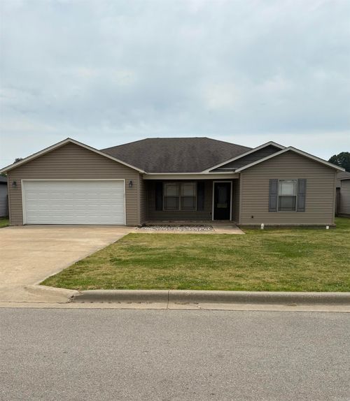 106 Gavin Dr, Paragould, AR, 72450-2033 | Card Image