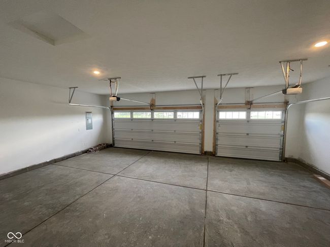 13646 Grand Abbey Way, House other with 3 bedrooms, 3 bathrooms and null parking in Fishers IN | Image 17