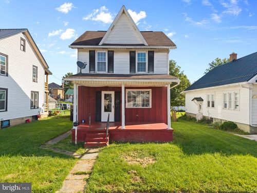 725 S Wayne St, LEWISTOWN, PA, 17044-2552 | Card Image