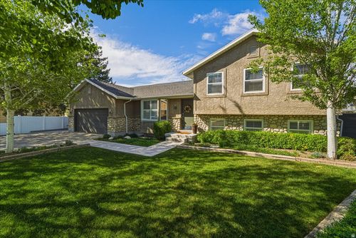 740 W Quaking Aspen Dr, Murray, UT, 84123-5559 | Card Image