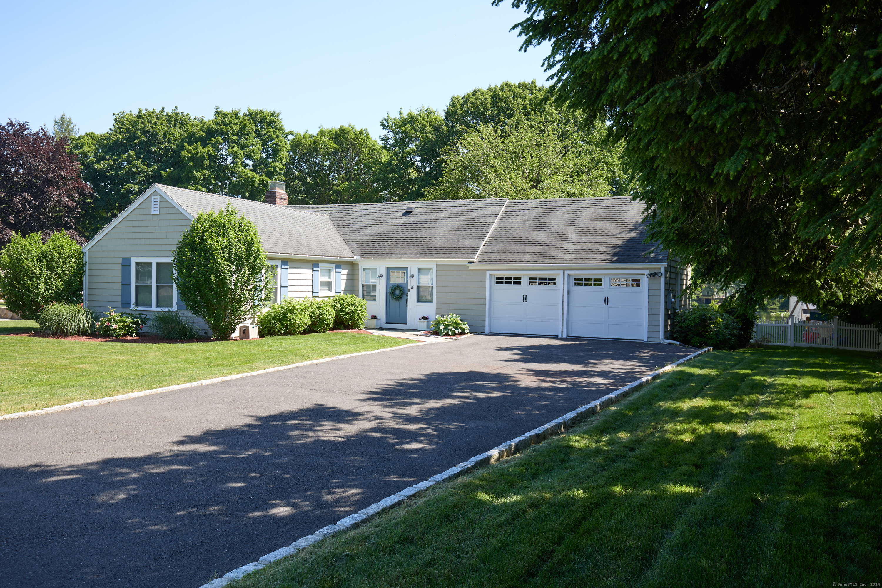 Stonybrook Rd, Norwalk, CT 06851