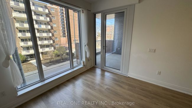 215 - 21 Park St E, Condo with 2 bedrooms, 2 bathrooms and null parking in Mississauga ON | Image 27