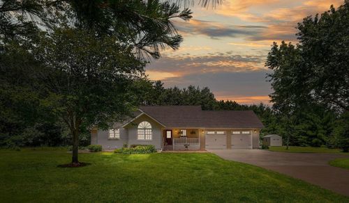 E4598 Sherwood Dr, SPRING GREEN, WI, 53588-9278 | Card Image