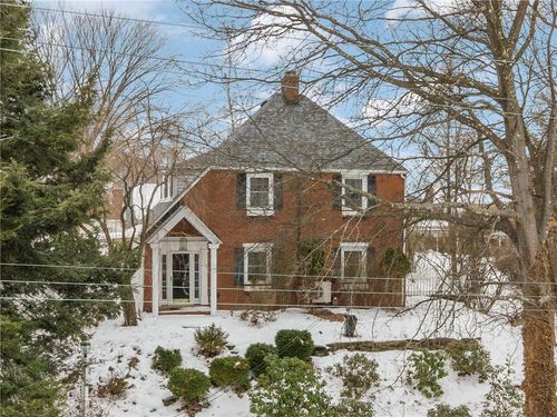 1541 Graham Blvd, Pittsburgh, PA, 15235-2731 | Card Image