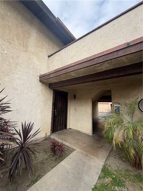 4-1602 E Fairfield Ct, Ontario, CA, 91761-6367 | Card Image