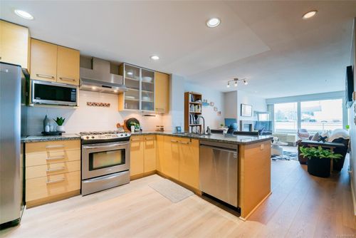 208-38 Front St, Nanaimo, BC, V9R0B8 | Card Image