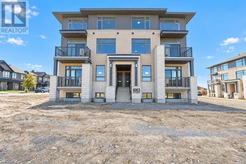 1063 Cedar Creek Dr, Gloucester, ON, K1X0G3 | Card Image