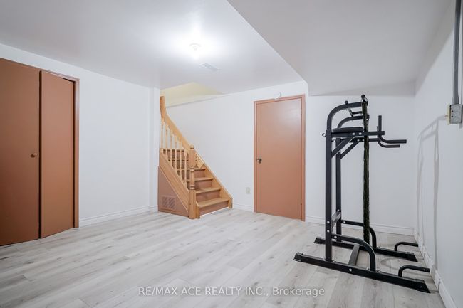28 Wilkins Dr, House other with 6 bedrooms, 3 bathrooms and 4 parking in Kitchener ON | Image 32