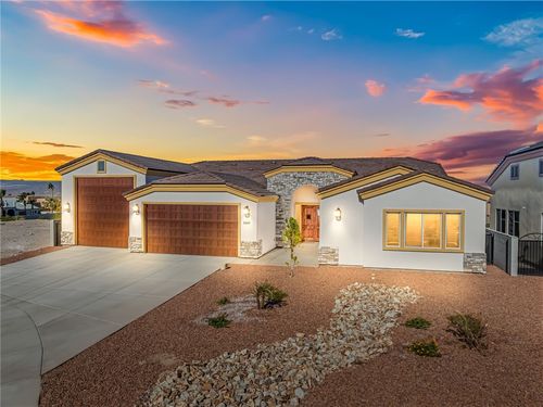 2333 Raven Ct, Bullhead City, AZ, 86442-8851 | Card Image
