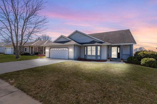 1245 Garfield Lane, Hartford, WI, 53027 | Card Image