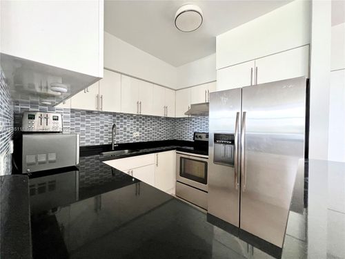 apt-6q-7441 Wayne Ave, Miami Beach, FL, 33141-2502 | Card Image