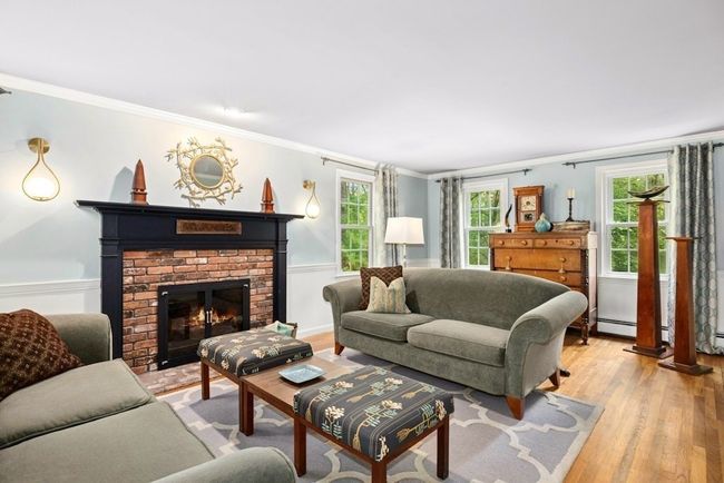 69 Oak Ave, House other with 4 bedrooms, 3 bathrooms and 4 parking in Northborough MA | Image 4